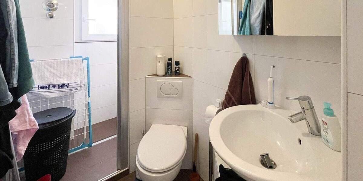 Etagenwohnung Stuttgart Mitte - 3 Zimmer, 63 m&sup2;, 289.000&euro; | Angebot:25706130