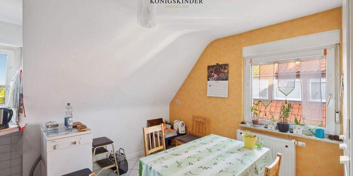 Einfamilienhaus Stuttgart Weilimdorf - 9 Zimmer, 191 m&sup2;, 699.000&euro; | Angebot:25770780