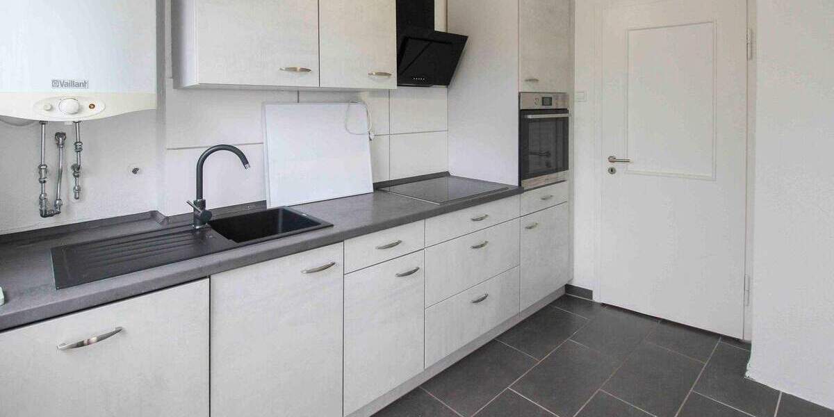 Etagenwohnung Stuttgart Dürrlewang - 3 Zimmer, 64 m&sup2;, 270.000&euro; | Angebot:25690187