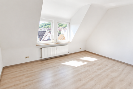Wohnung Stuttgart Luginsland - 4 Zimmer, 89 m&sup2;, 1.140&euro; | Angebot:27700130