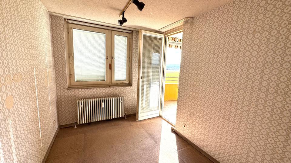 Etagenwohnung Kornwestheim - 4.5 Zimmer, 95 m&sup2;, 299.000&euro; | Angebot:27607422