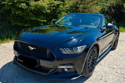 Ford Mustang 98.500 km 29.000 &euro; Schorndorf 73614