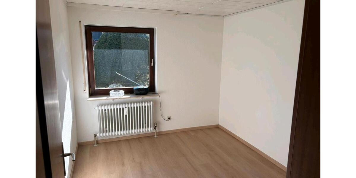 Erdgeschoßwohnung Alfdorf - 5 Zimmer, 98 m&sup2;, 1.350&euro; | Angebot:25367786