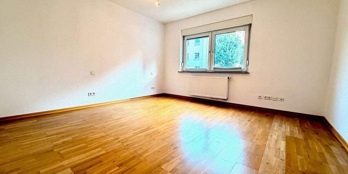 Etagenwohnung Stuttgart Bad Cannstatt - 4 Zimmer, 100 m&sup2;, 598.000&euro; | Angebot:25916380