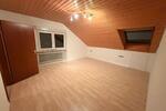 Dachgeschoßwohnung Renningen - 2 Zimmer, 40 m&sup2;, 850&euro; | Angebot:25892333