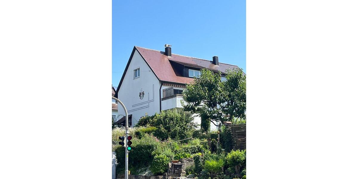 Doppelhaushälfte Stuttgart Luginsland - 7 Zimmer, 134 m&sup2;, 535.000&euro; | Angebot:25696486