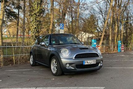 Mini Cooper S 119.000 km 9.900 &euro; Stuttgart 70186