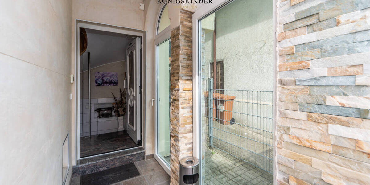 Mehrfamilienhaus, Wohnhaus Stuttgart / Zuffenhausen Zuffenhausen - 1 Zimmer, 330 m&sup2;, 1.299.000&euro; | Angebot:25683088