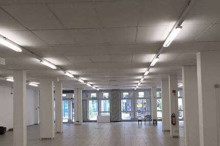 Gewerbeobjekt Sindelfingen Maichingen - 1.900&euro; | Angebot:25747909