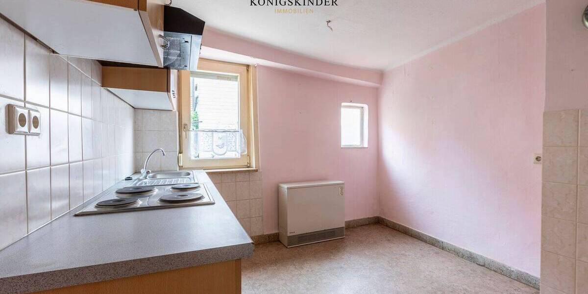 Mehrfamilienhaus, Wohnhaus Hessigheim - 6 Zimmer, 133 m&sup2;, 325.000&euro; | Angebot:25671690