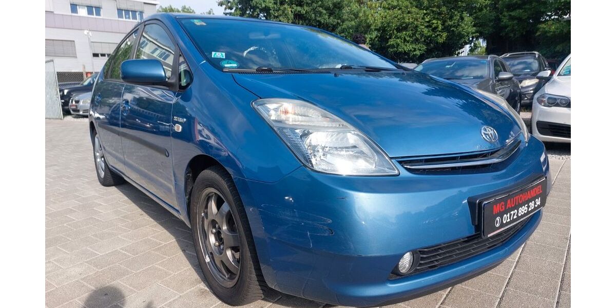 Toyota Prius 233.836 km 3.999 &euro; Fellbach 70736