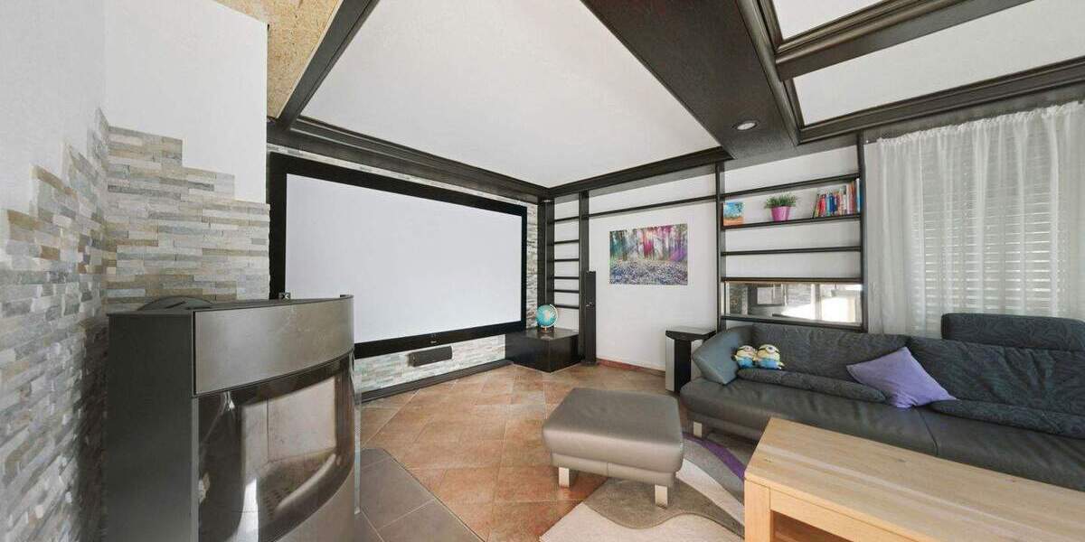 Etagenwohnung Remseck Neckarrems - 7 Zimmer, 226 m&sup2;, 799.000&euro; | Angebot:25706140