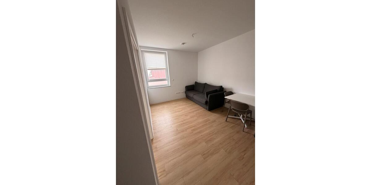 Hochparterre Ebersbach an der Fils - 1 Zimmer, 38 m&sup2;, 820&euro; | Angebot:25932431