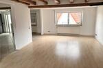 Etagenwohnung Sindelfingen - 3.5 Zimmer, 125 m&sup2;, 1.150&euro; | Angebot:27619223