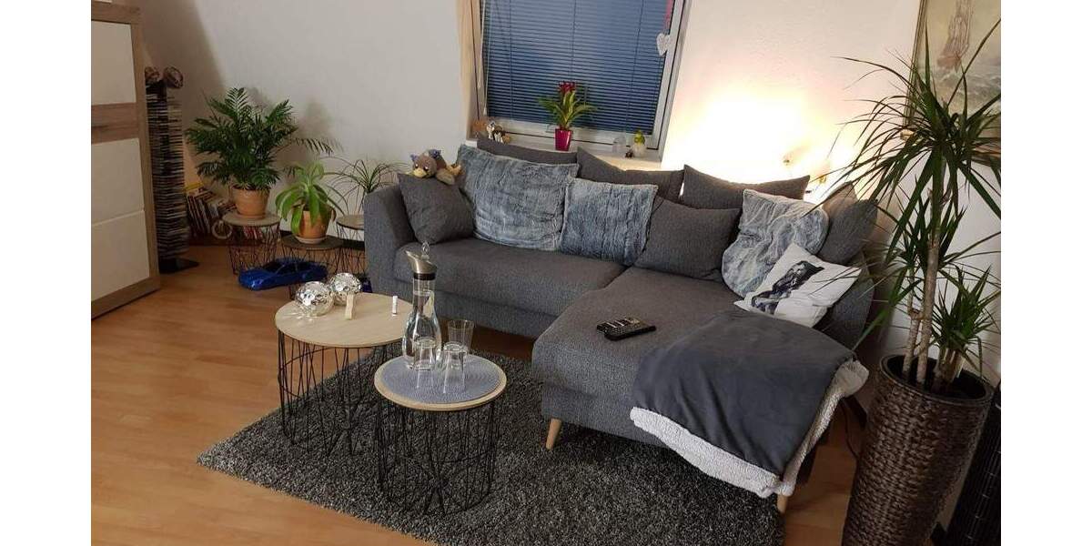 Etagenwohnung Stuttgart Zuffenhausen - 3 Zimmer, 72 m&sup2;, 780&euro; | Angebot:25880197