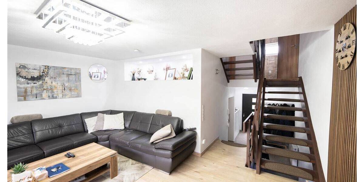 Reihenmittelhaus Stuttgart Rohracker - 5 Zimmer, 125 m&sup2;, 699.000&euro; | Angebot:26702900