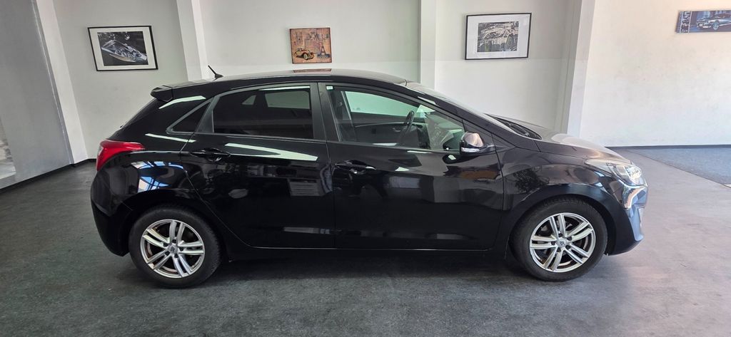 Hyundai i30 200.000 km 3.990 &euro; Asperg/Ludwigsburg bei Stuttgart 71679
