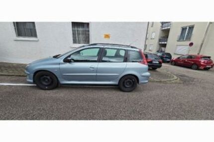 Peugeot 206 245.000 km 790 &euro; Beilstein 71717