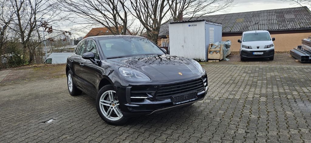 Porsche Macan 140.534 km 38.000 &euro; Waiblingen Neustadt ( 15 km von Stuttgart ) 71336