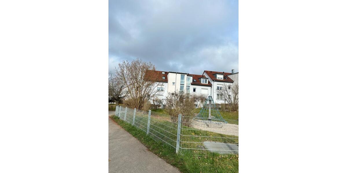 Dachgeschoßwohnung Renningen - 3.5 Zimmer, 75 m&sup2;, 375.000&euro; | Angebot:25644989