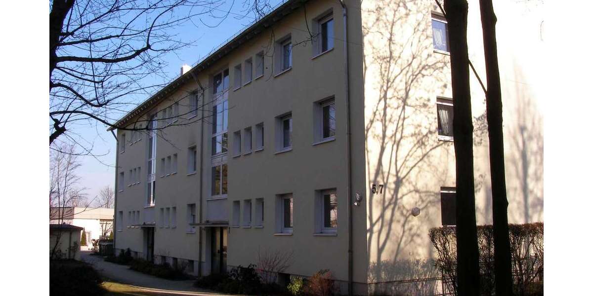 Etagenwohnung Ludwigsburg - 3 Zimmer, 66 m&sup2;, 636&euro; | Angebot:26657387