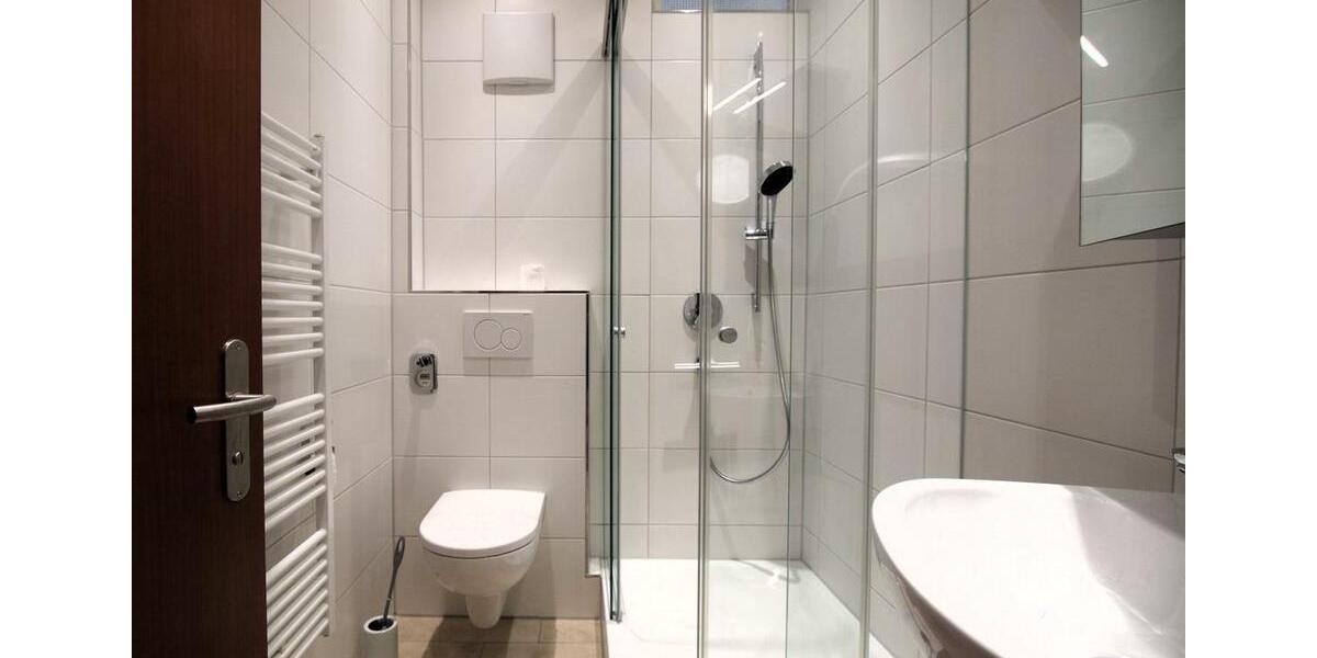 Etagenwohnung Stuttgart Degerloch - 3 Zimmer, 64 m&sup2;, 975&euro; | Angebot:25899624