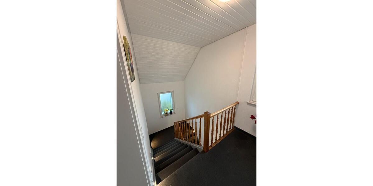 Etagenwohnung Stuttgart Botnang - 4 Zimmer, 80 m&sup2;, 1.200&euro; | Angebot:26546762