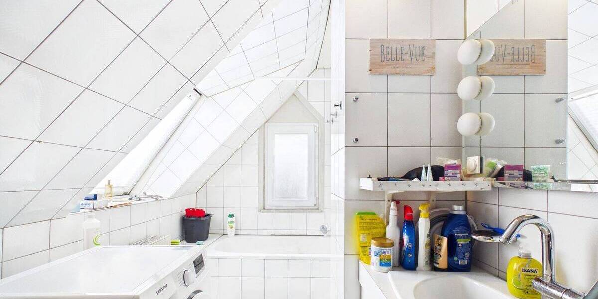 Mehrfamilienhaus, Wohnhaus Stuttgart Zuffenhausen - 8 Zimmer, 174 m&sup2;, 547.000&euro; | Angebot:26684039