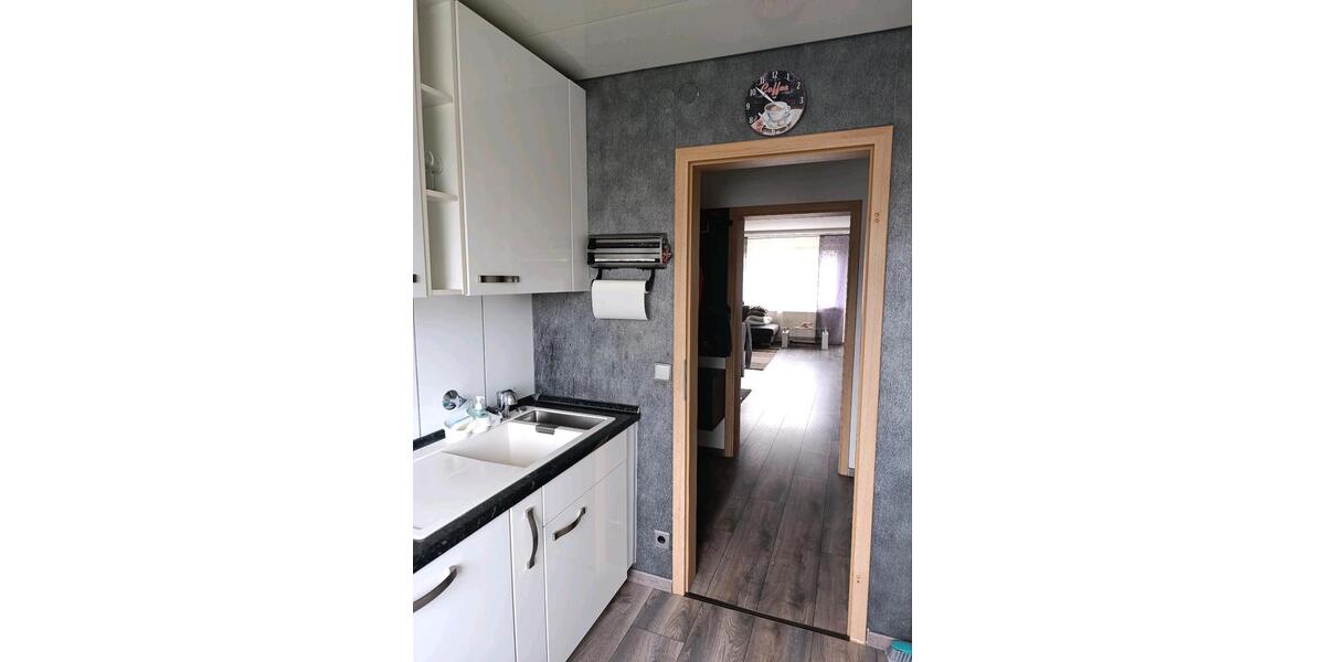 Etagenwohnung Backnang - 3.5 Zimmer, 90 m&sup2;, 300.000&euro; | Angebot:27081116