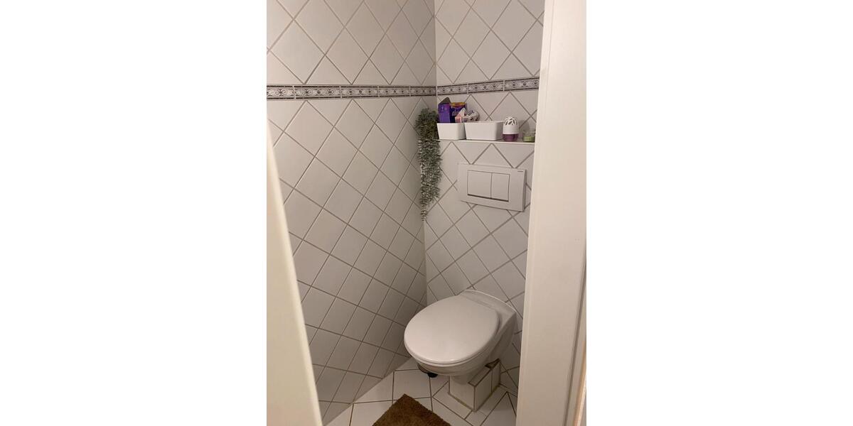 Etagenwohnung Kornwestheim - 2.5 Zimmer, 88 m&sup2;, 1.290&euro; | Angebot:25611452