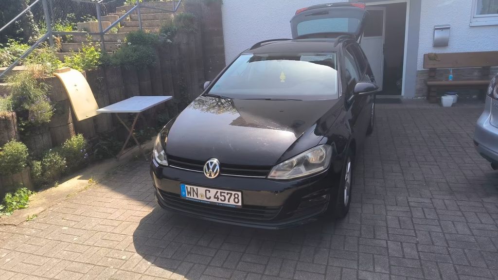 VW Golf 228.000 km 5.899 &euro; Sulzbach an der Murr 71560
