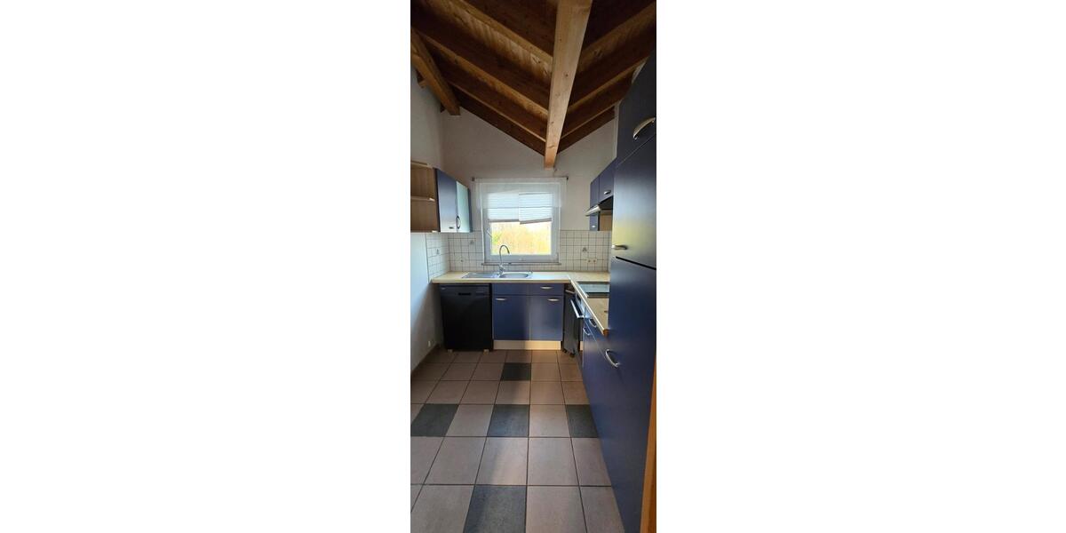 Dachgeschoßwohnung Wernau (Neckar) - 3 Zimmer, 58 m&sup2;, 900&euro; | Angebot:25376689