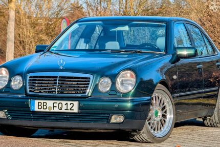 Mercedes-Benz E 240 113.114 km 13.999 &euro; Weissach 71287