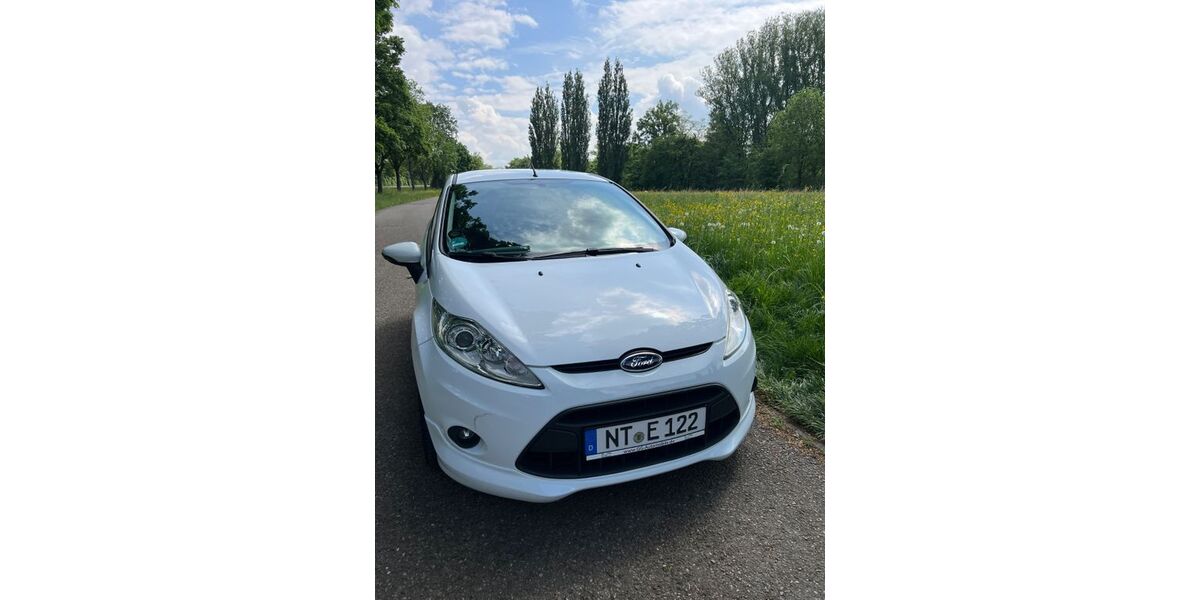 Ford Fiesta 107.000 km 5.000 &euro; Stetten 70771