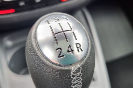 Smart ForTwo 73.500 km 9.999 &euro; Stuttgart 70372