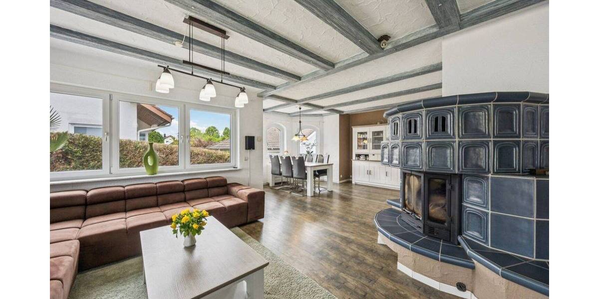 Mehrfamilienhaus, Wohnhaus Besigheim - 7 Zimmer, 254 m&sup2;, 1.050.000&euro; | Angebot:26686143