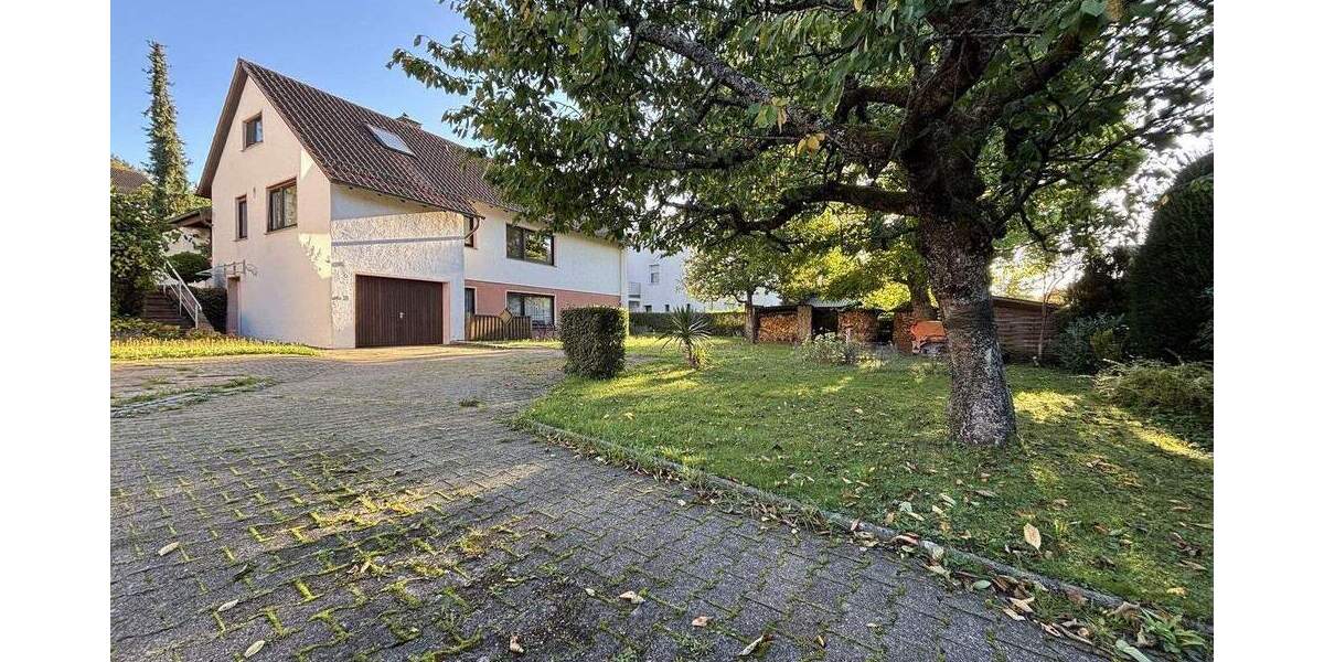 Einfamilienhaus Böblingen - 6 Zimmer, 196 m&sup2;, 895.000&euro; | Angebot:25733305