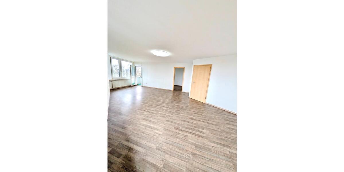 Etagenwohnung Ludwigsburg - 2 Zimmer, 73 m&sup2;, 289.000&euro; | Angebot:25415563