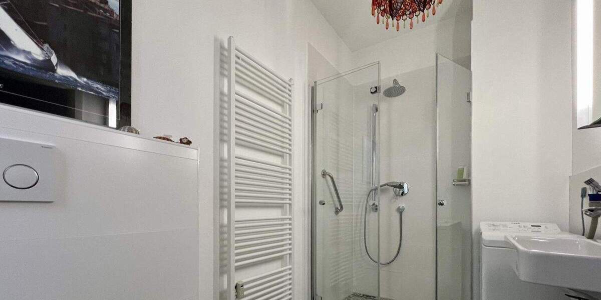 Mehrfamilienhaus, Wohnhaus Ludwigsburg Mitte - 1 Zimmer, 389 m&sup2;, 2.000.000&euro; | Angebot:25706120