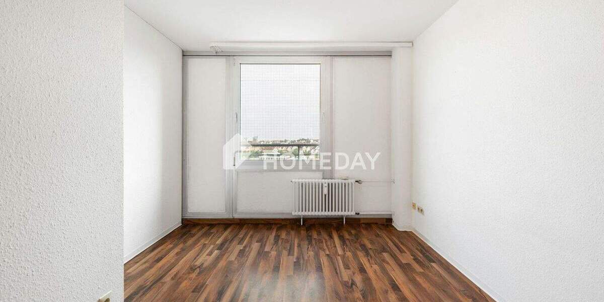 Etagenwohnung Leonberg Eltingen - 4 Zimmer, 130 m&sup2;, 330.000&euro; | Angebot:25677585