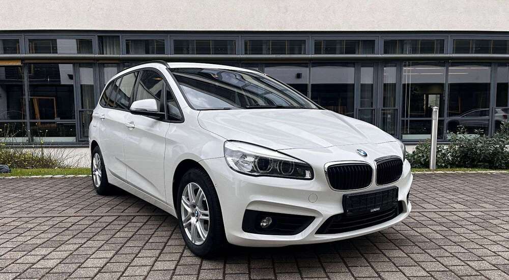 BMW 218 99.890 km 12.900 &euro; Stuttgart 70499
