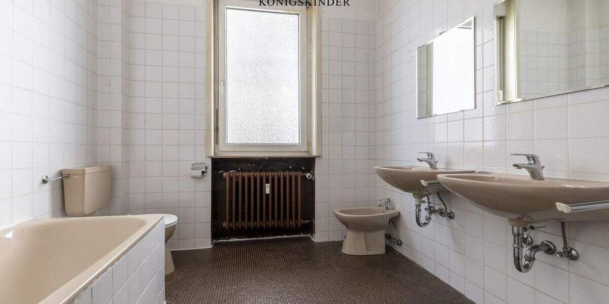 Etagenwohnung Stuttgart Mitte - 4 Zimmer, 129 m&sup2;, 560.000&euro; | Angebot:25732764