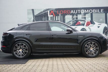 Porsche Cayenne 16.600 km 94.590 &euro; Stuttgart 70499
