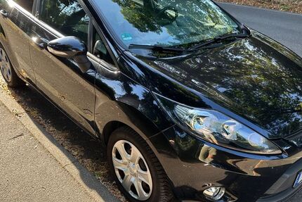Ford Fiesta 136.900 km 4.300 &euro; Fellbach 70736
