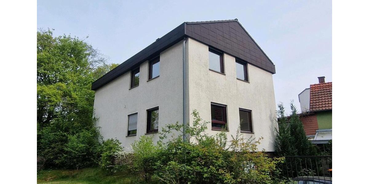 Einfamilienhaus Sindelfingen - 3.5 Zimmer, 127 m&sup2;, 2.300&euro; | Angebot:26657569
