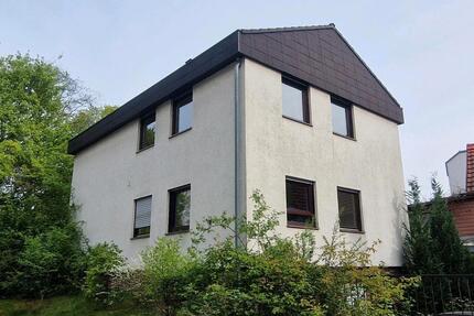 Haus Sindelfingen - 3.5 Zimmer, 127 m&sup2;, 2.300&euro; | Angebot:26657569