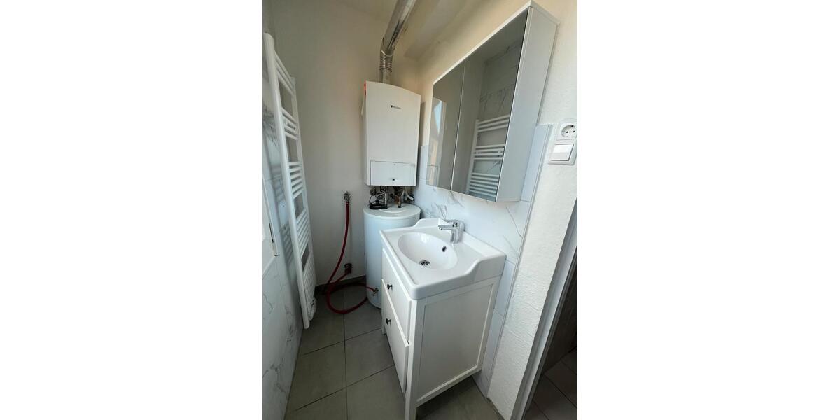 Etagenwohnung Stuttgart Zuffenhausen - 3 Zimmer, 57 m&sup2;, 1.000&euro; | Angebot:25312598