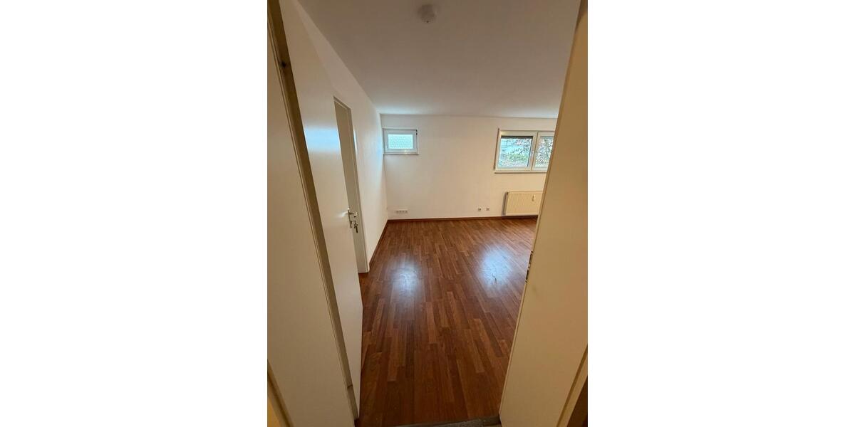 Etagenwohnung Waiblingen - 1 Zimmer, 25 m&sup2;, 480&euro; | Angebot:25654063