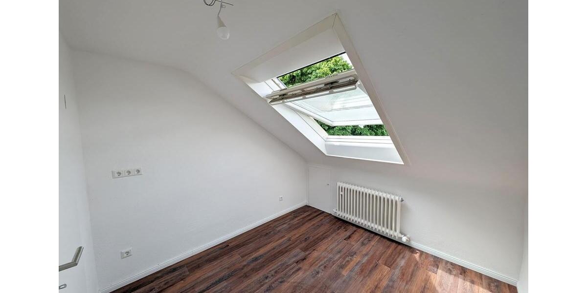 Etagenwohnung Filderstadt - 3 Zimmer, 77 m&sup2;, 990&euro; | Angebot:26662841