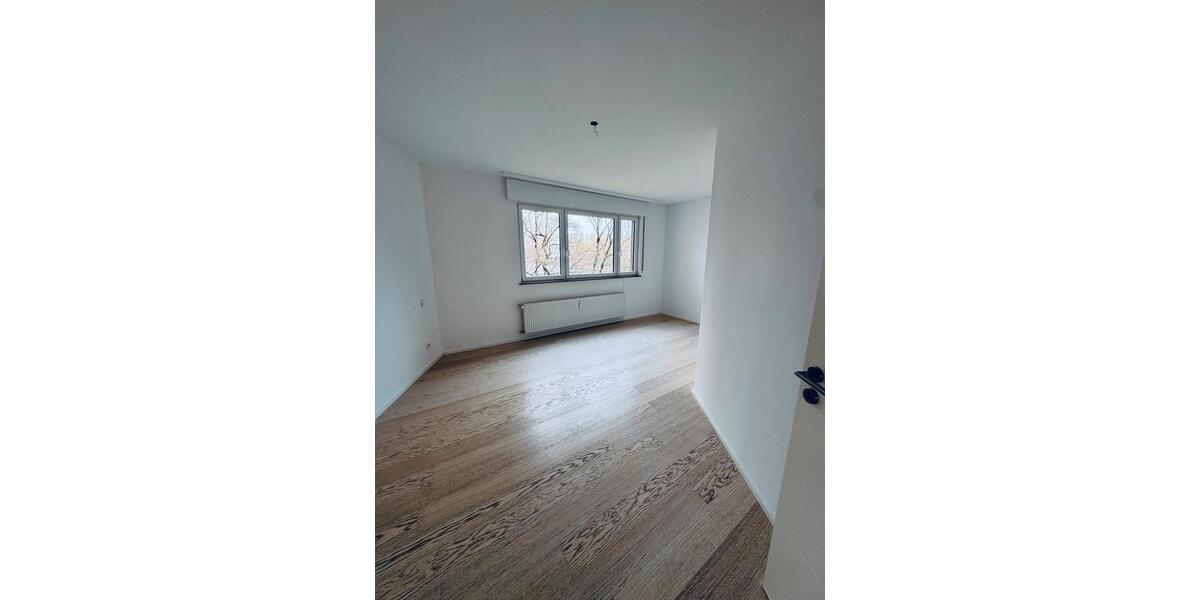 Etagenwohnung Stuttgart Mühlhausen - 3 Zimmer, 71 m&sup2;, 1.100&euro; | Angebot:25851439